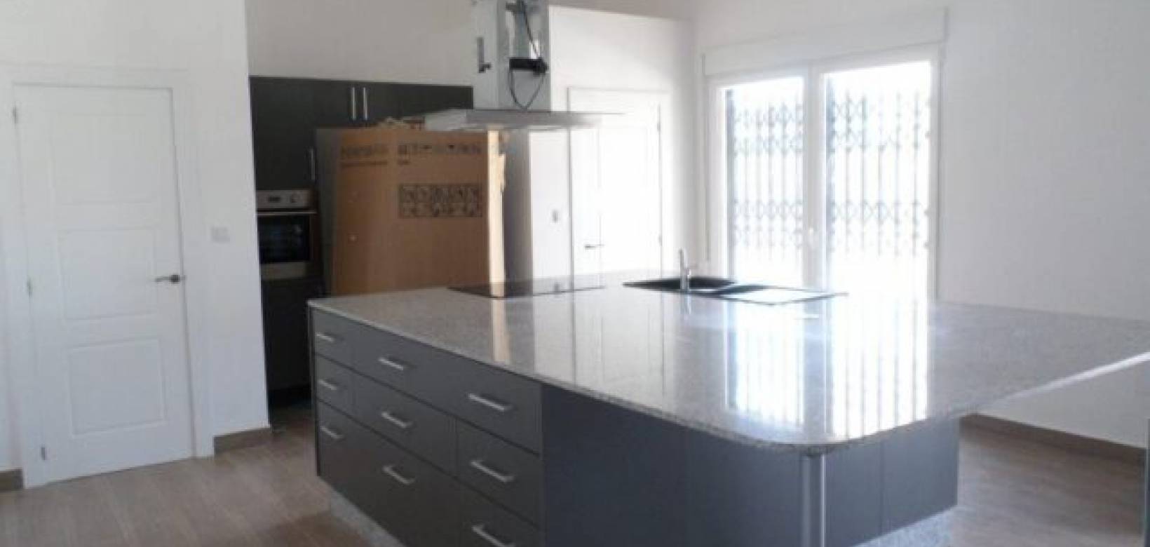 Resale - Villa - La Romana