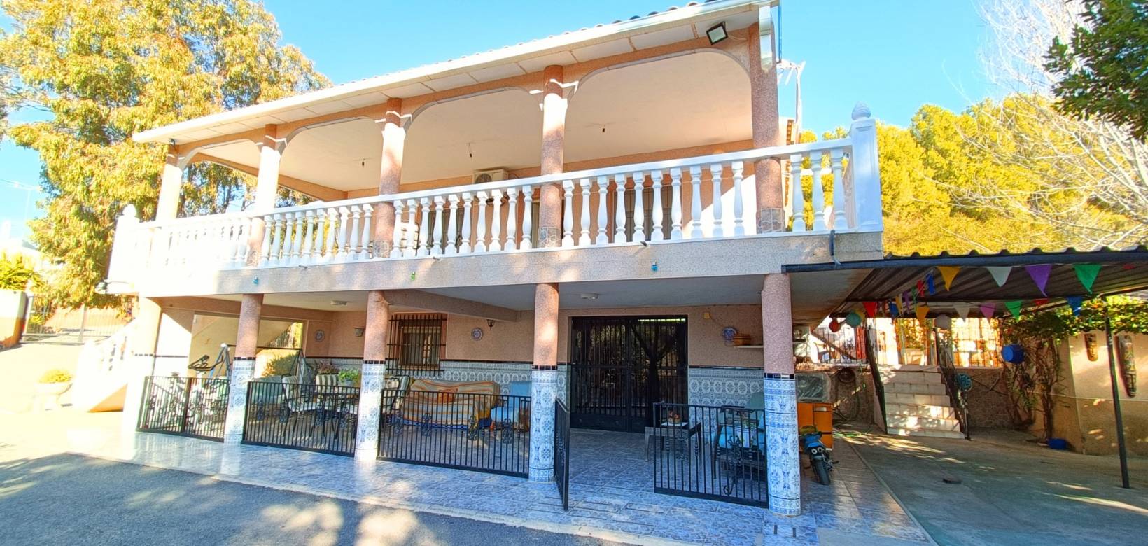 Resale - Villa - La Romana