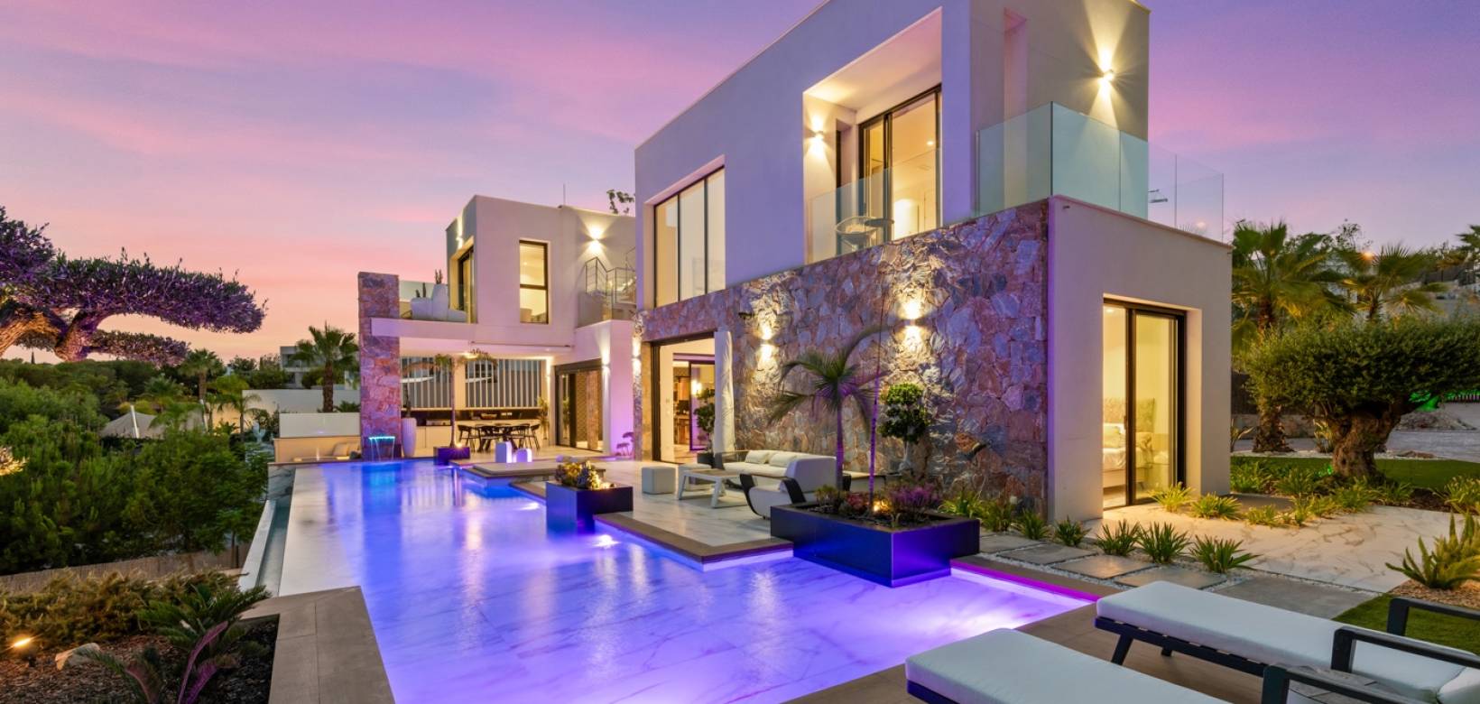 Resale - Villa - Las Colinas Golf Resort - Las Colinas Golf