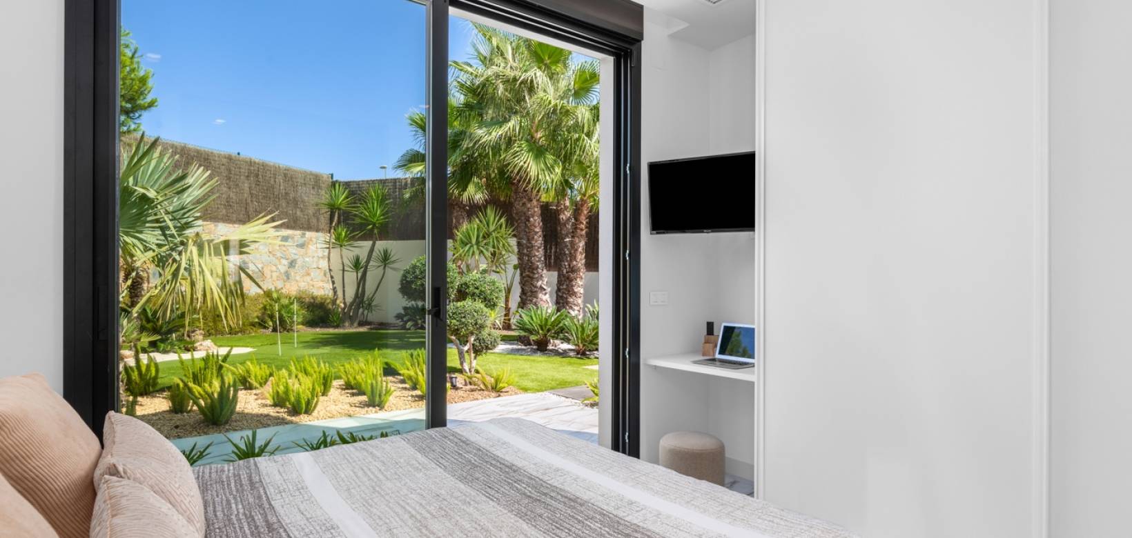 Resale - Villa - Las Colinas Golf Resort - Las Colinas Golf