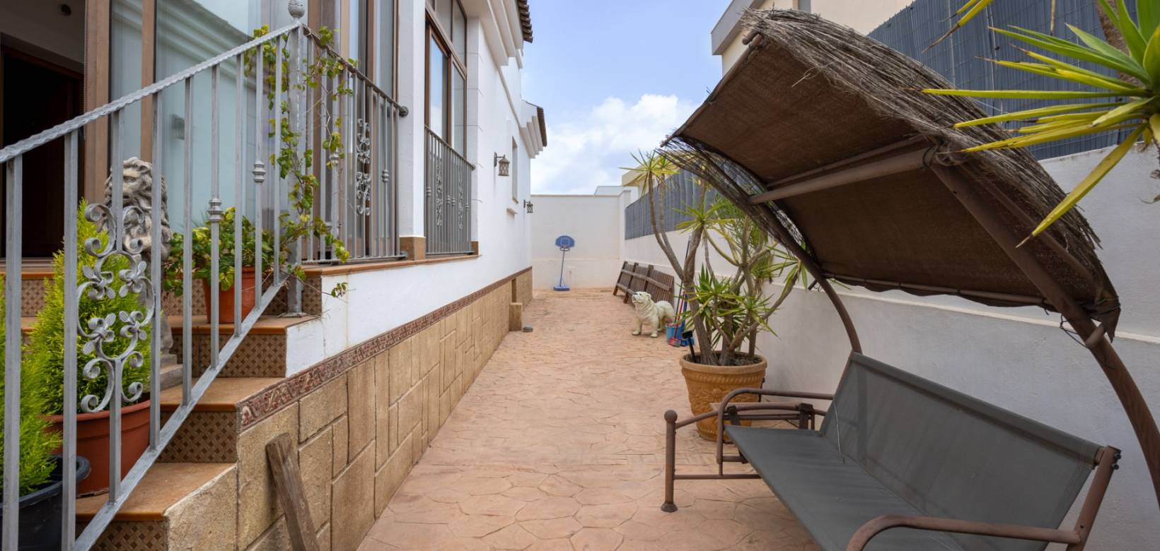 Resale - Villa - Los Montesinos - La Herrada