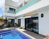 Resale - Villa - Los Montesinos - La Herrada