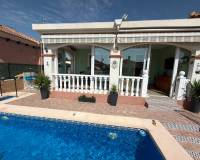 Resale - Villa - Los Montesinos - La Herrada