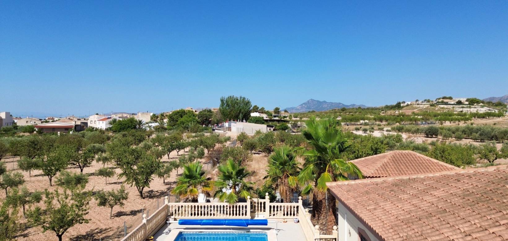 Resale - Villa - Macisvenda