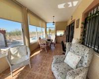 Resale - Villa - Macisvenda