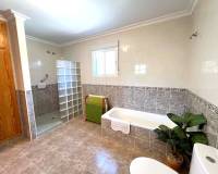 Resale - Villa - Macisvenda