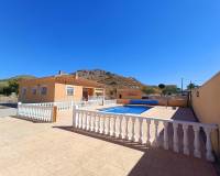 Resale - Villa - Macisvenda