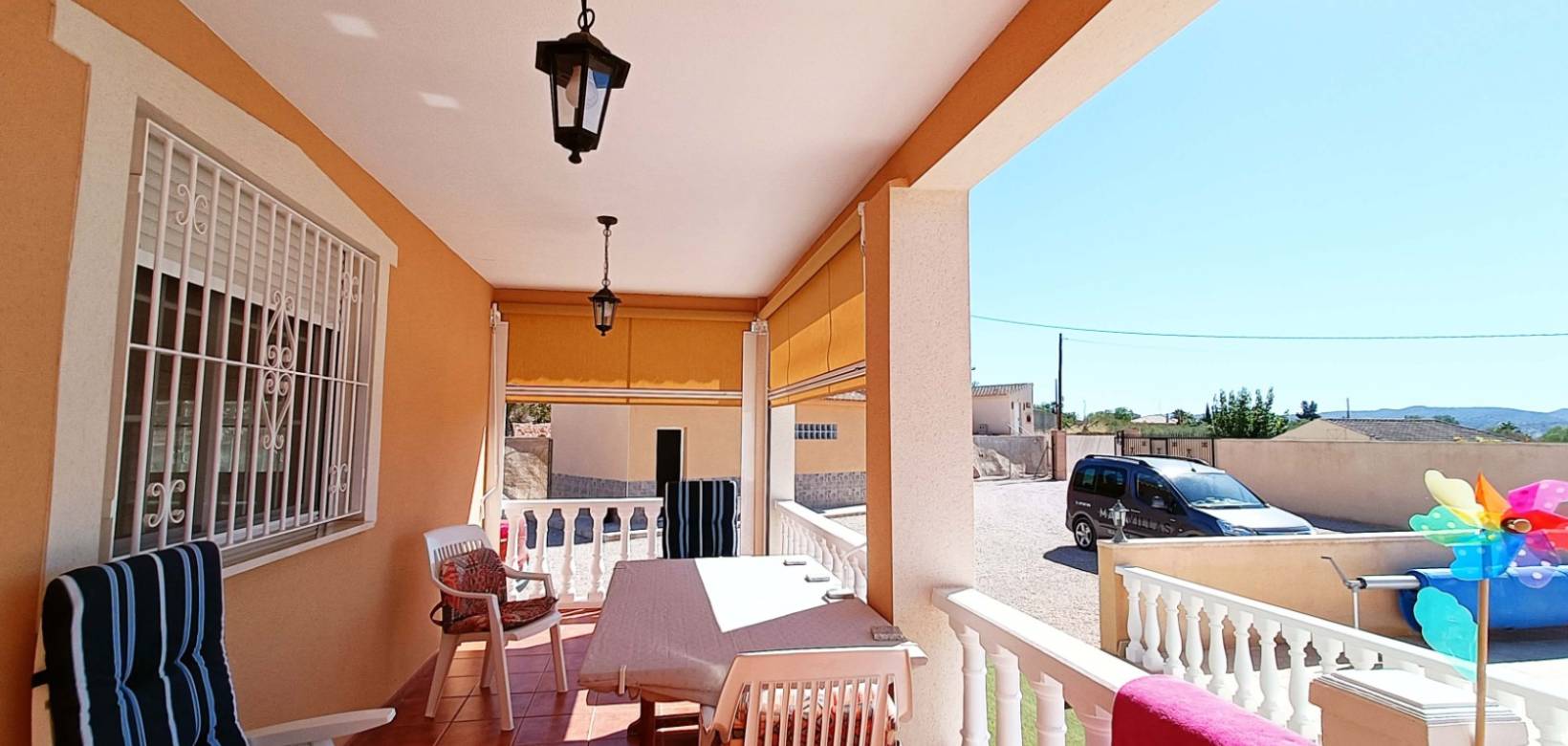 Resale - Villa - Macisvenda