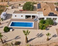 Resale - Villa - Macisvenda