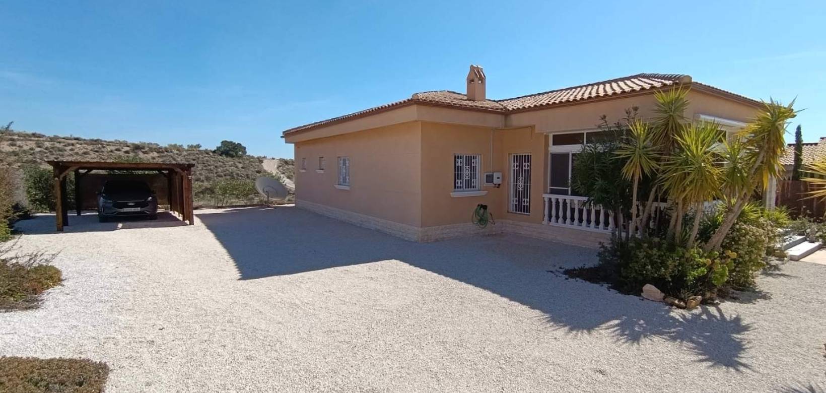 Resale - Villa - Macisvenda