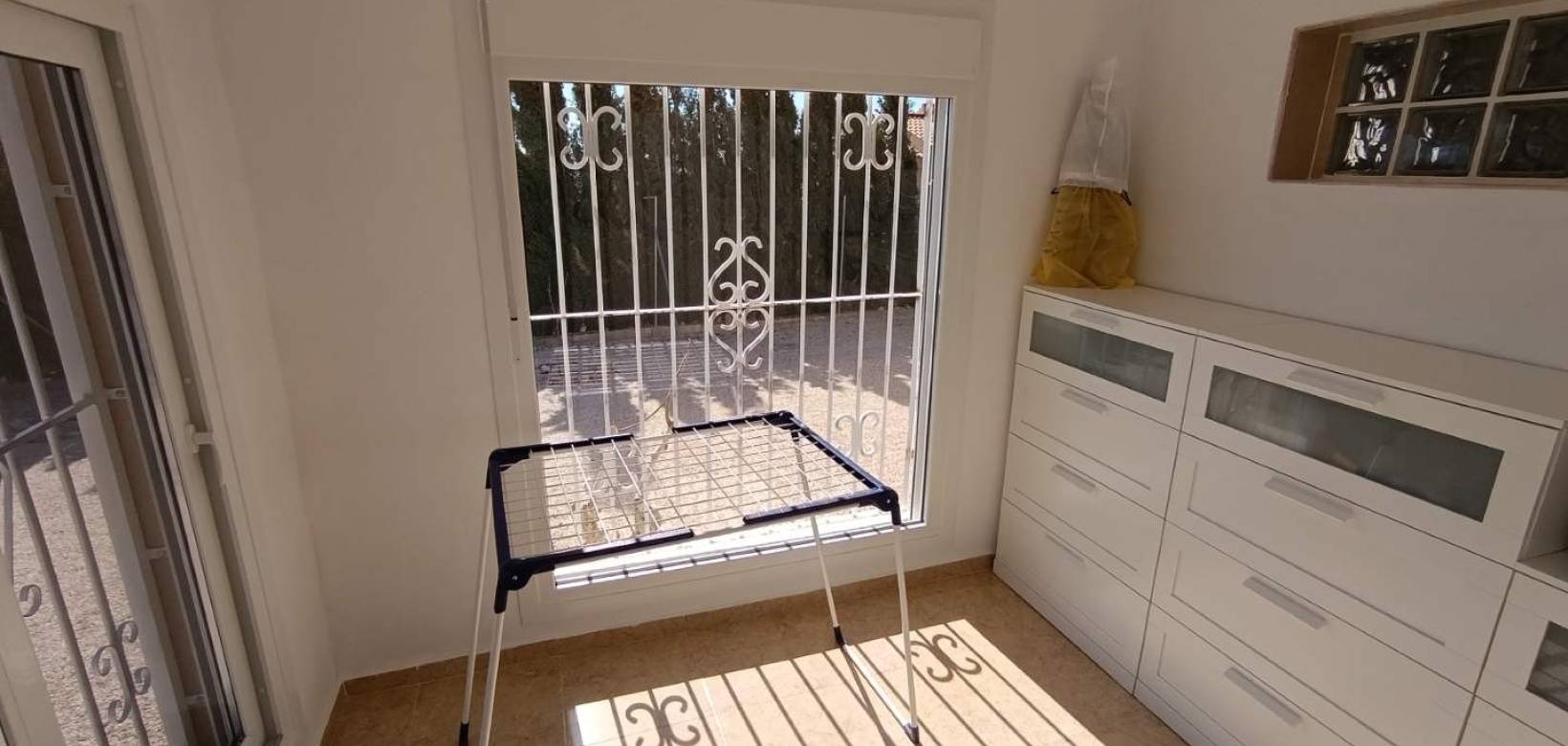 Resale - Villa - Macisvenda