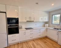 Resale - Villa - Macisvenda