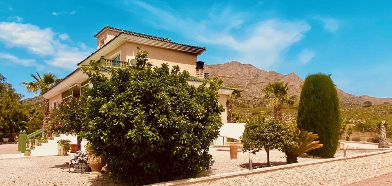 Resale - Villa - Macisvenda
