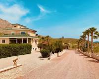 Resale - Villa - Macisvenda