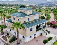 Resale - Villa - Macisvenda