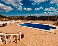 Resale - Villa - Macisvenda