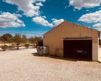 Resale - Villa - Macisvenda