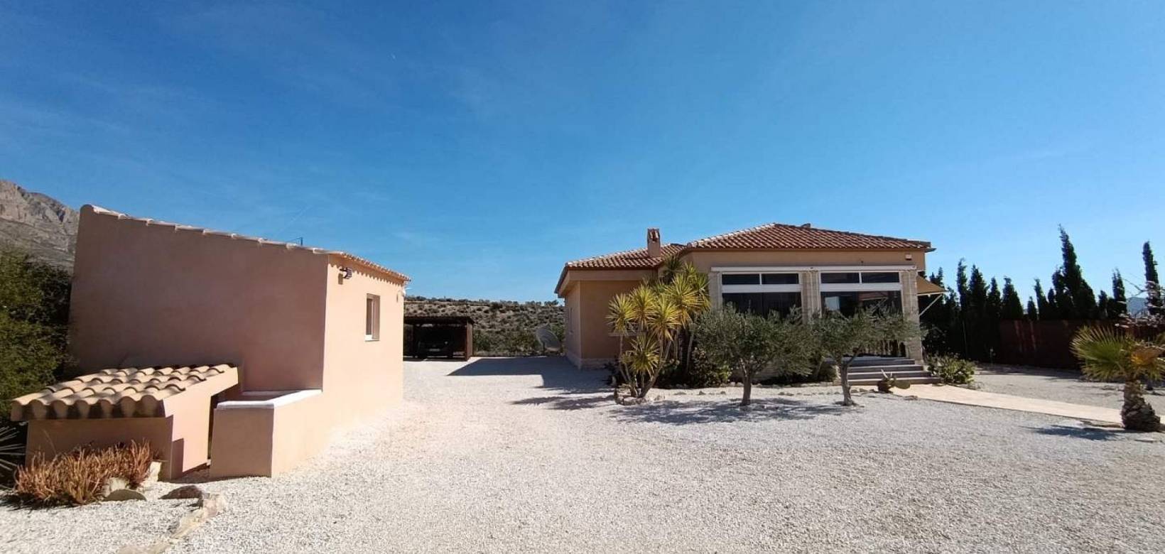 Resale - Villa - Macisvenda