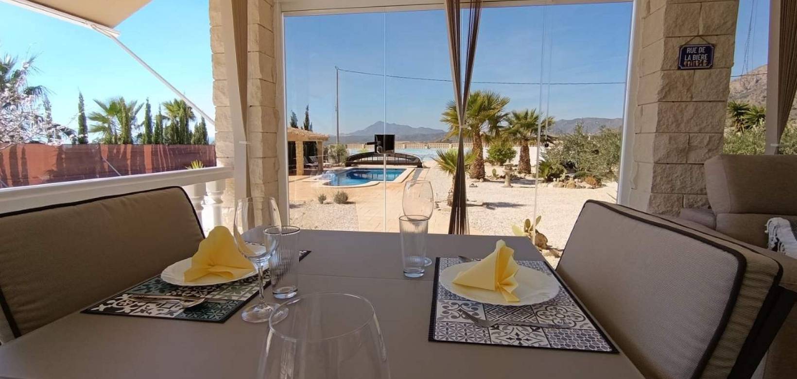 Resale - Villa - Macisvenda