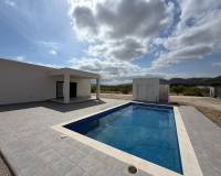 Resale - Villa - Macisvenda