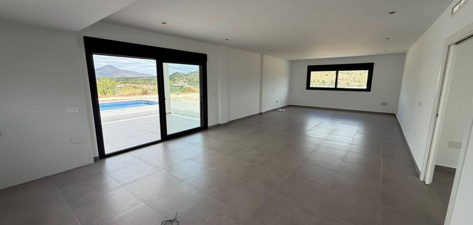 Resale - Villa - Macisvenda