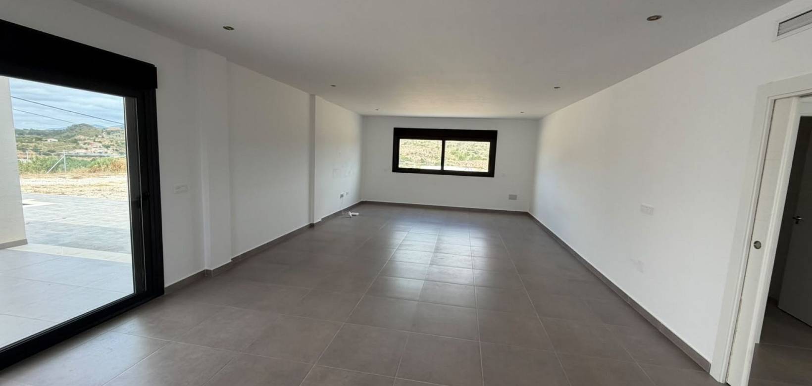 Resale - Villa - Macisvenda