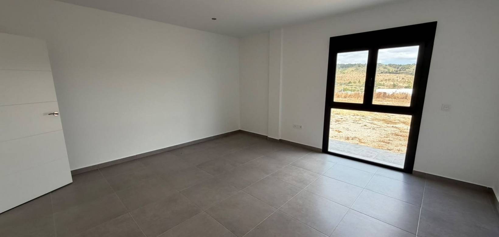 Resale - Villa - Macisvenda
