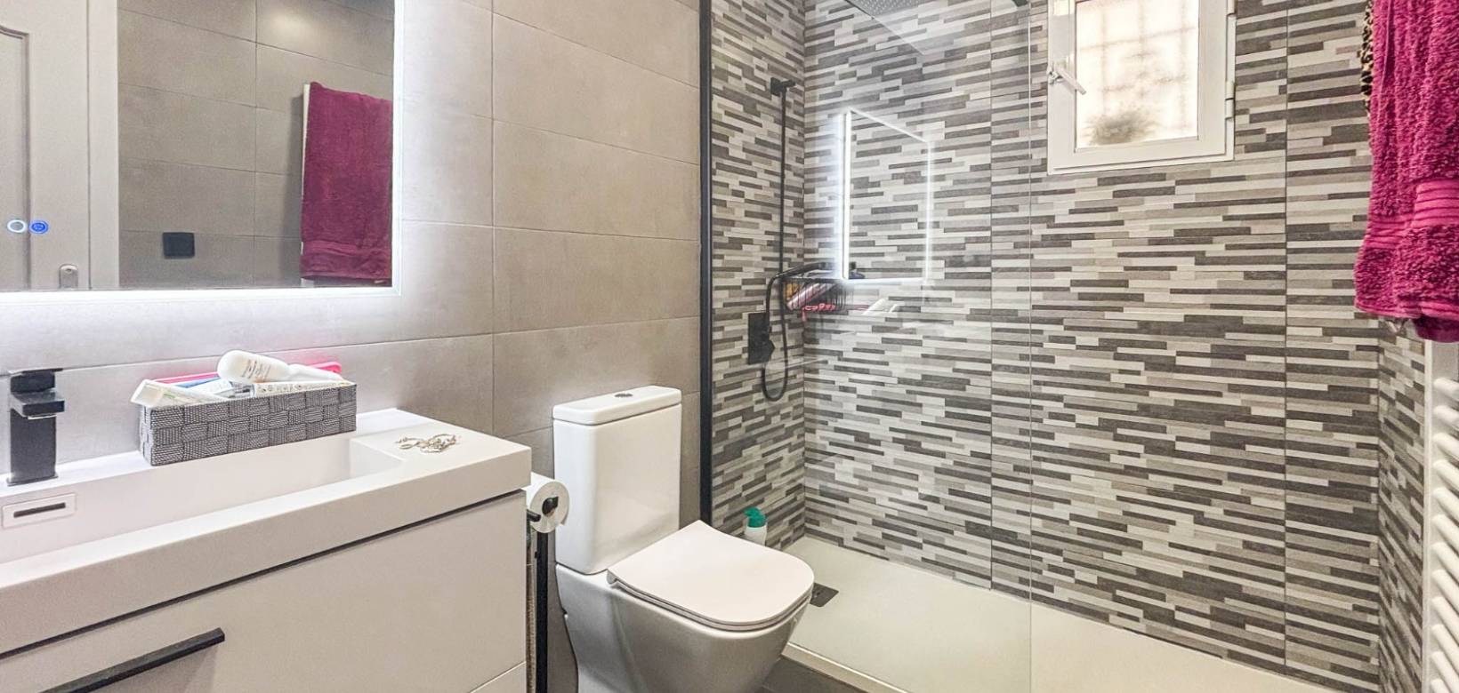 Resale - Villa - Monforte del Cid