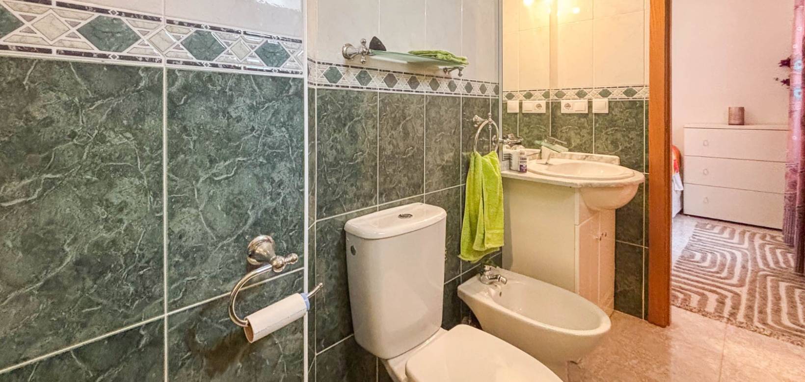 Resale - Villa - Monforte del Cid