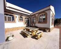 Resale - Villa - Monovar