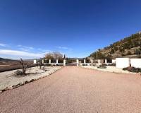 Resale - Villa - Monovar