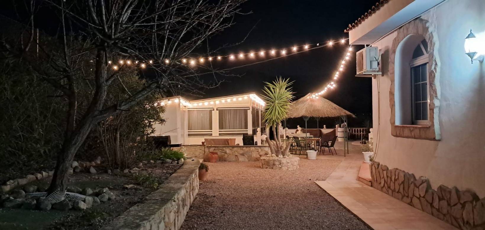 Resale - Villa - Monovar