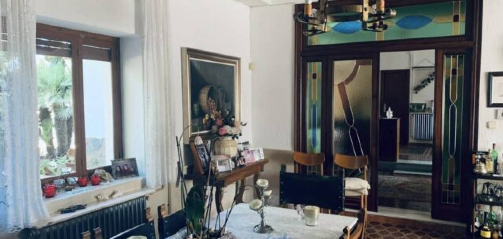 Resale - Villa - Monovar