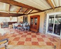 Resale - Villa - Novelda