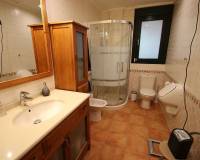 Resale - Villa - Petrer