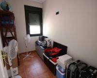 Resale - Villa - Petrer