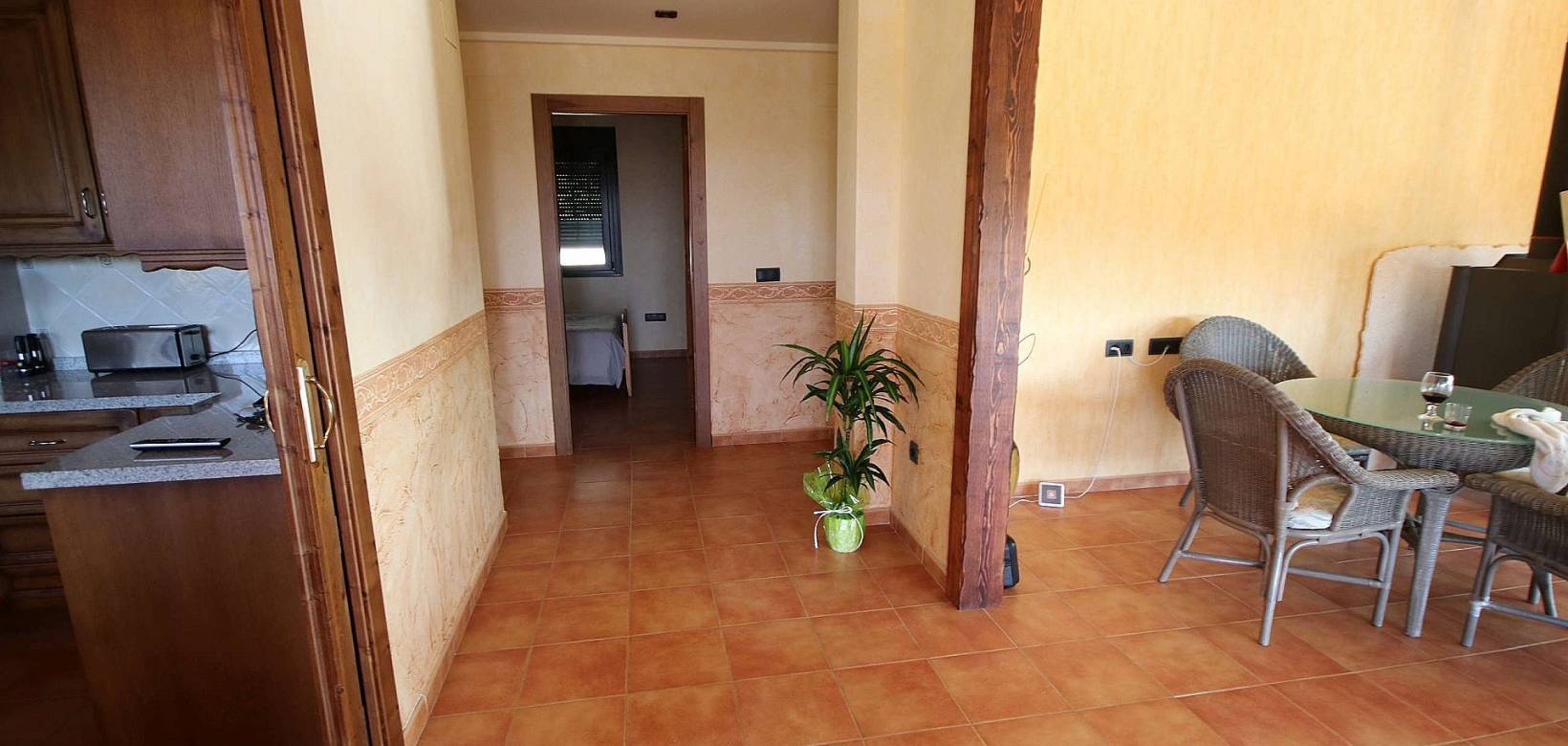 Resale - Villa - Petrer