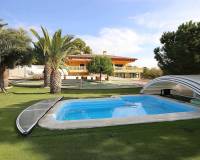 Resale - Villa - Petrer