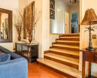 Resale - Villa - Petrer