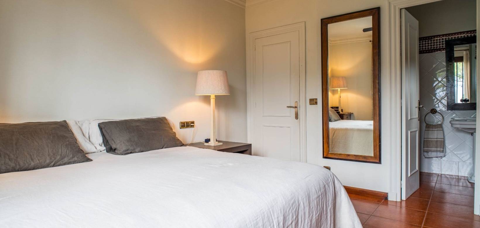 Resale - Villa - Petrer