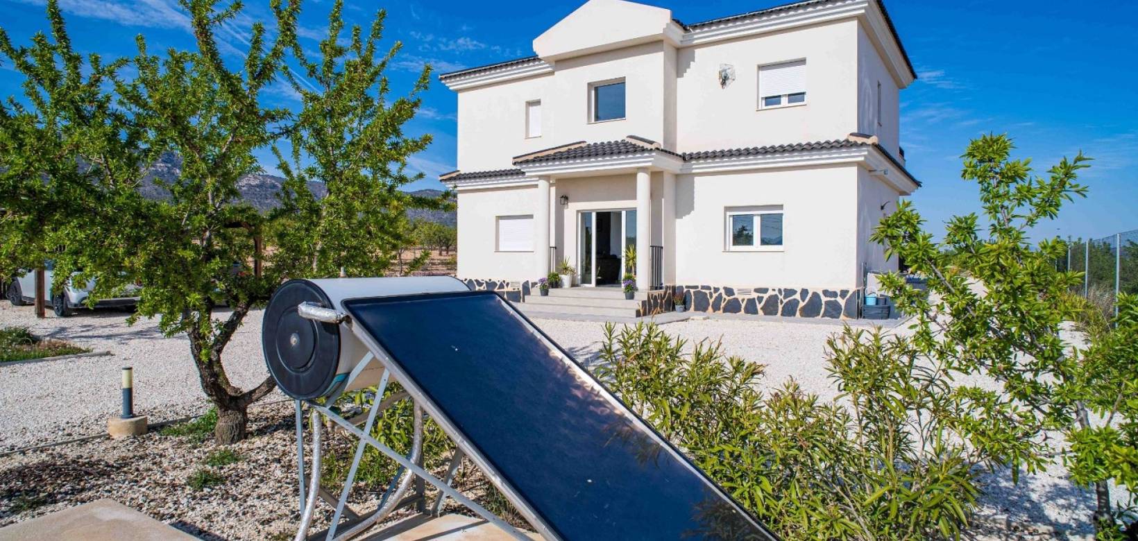 Resale - Villa - Pinoso - Lel