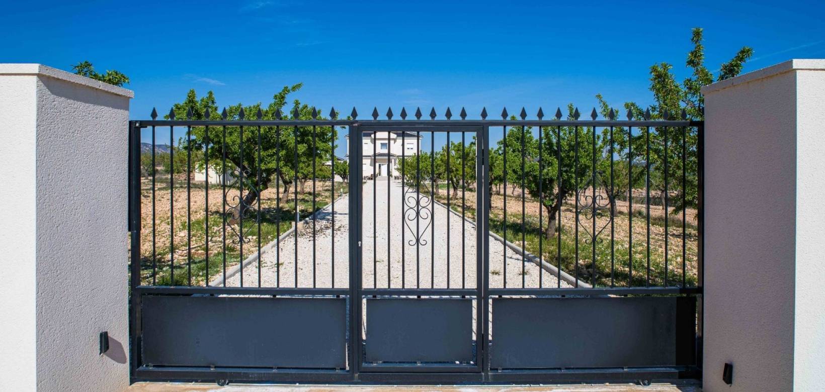 Resale - Villa - Pinoso - Lel