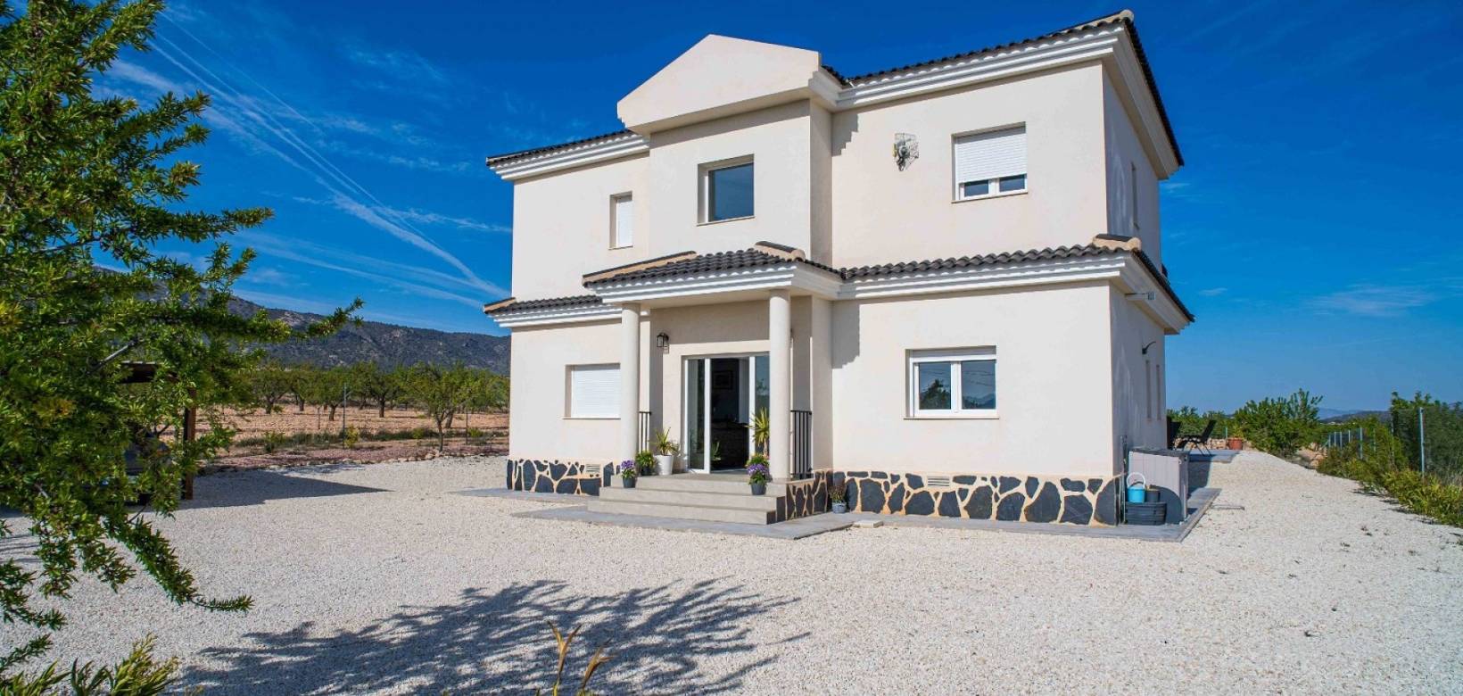 Resale - Villa - Pinoso - Lel