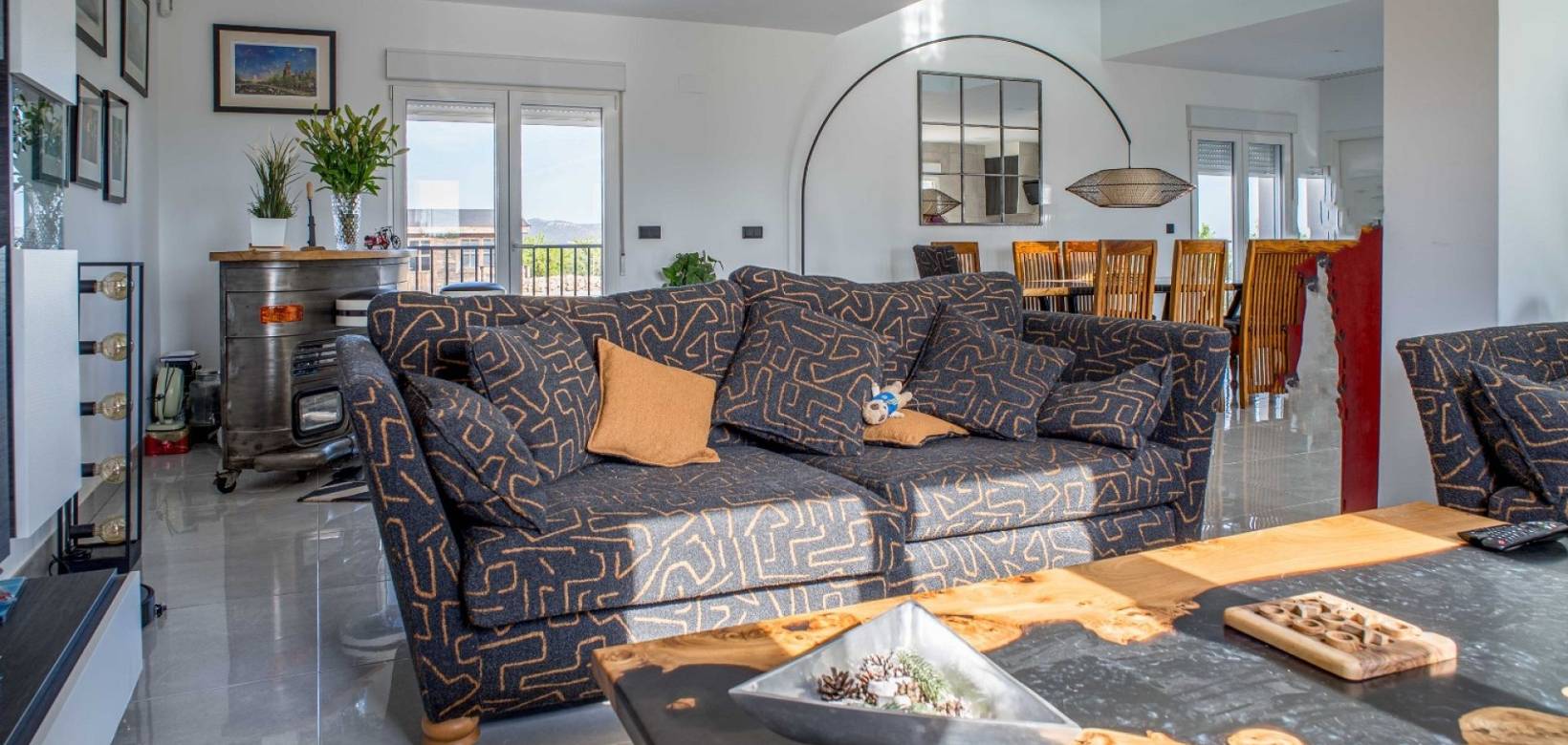 Resale - Villa - Pinoso - Lel