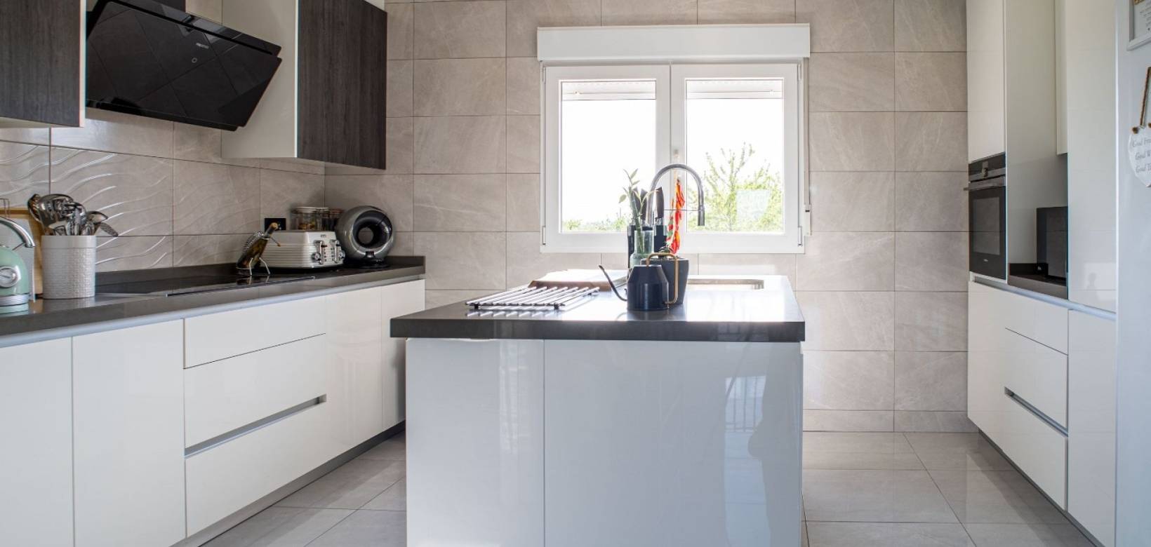 Resale - Villa - Pinoso - Lel