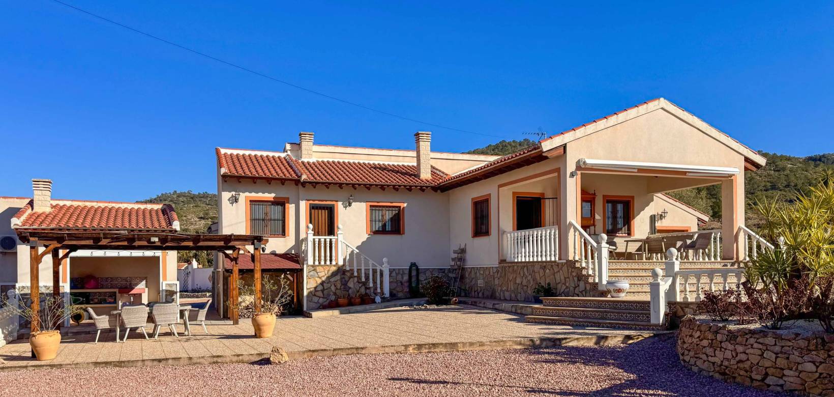Resale - Villa - Pinoso - Pinoso (Canada de la Lena)