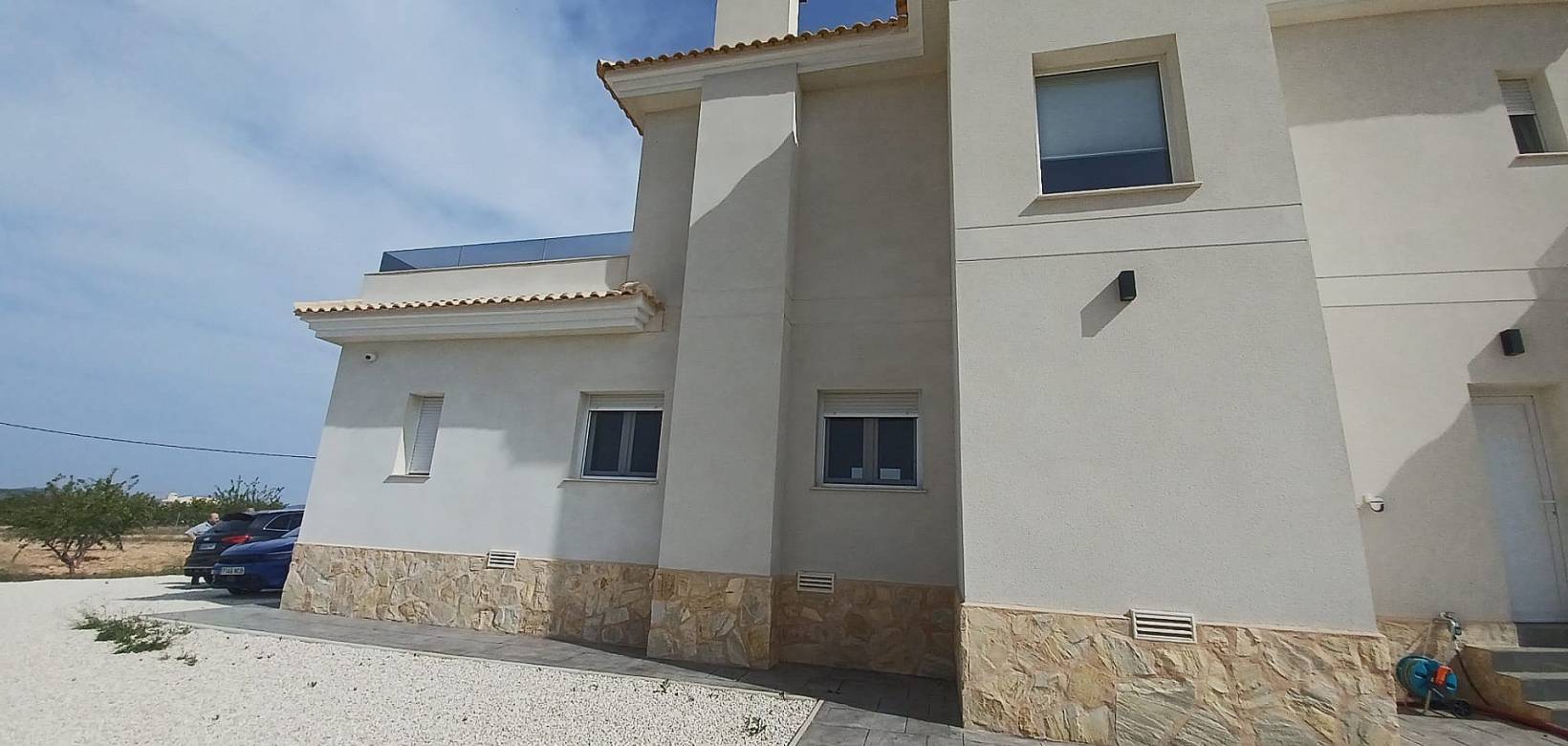 Resale - Villa - Pinoso