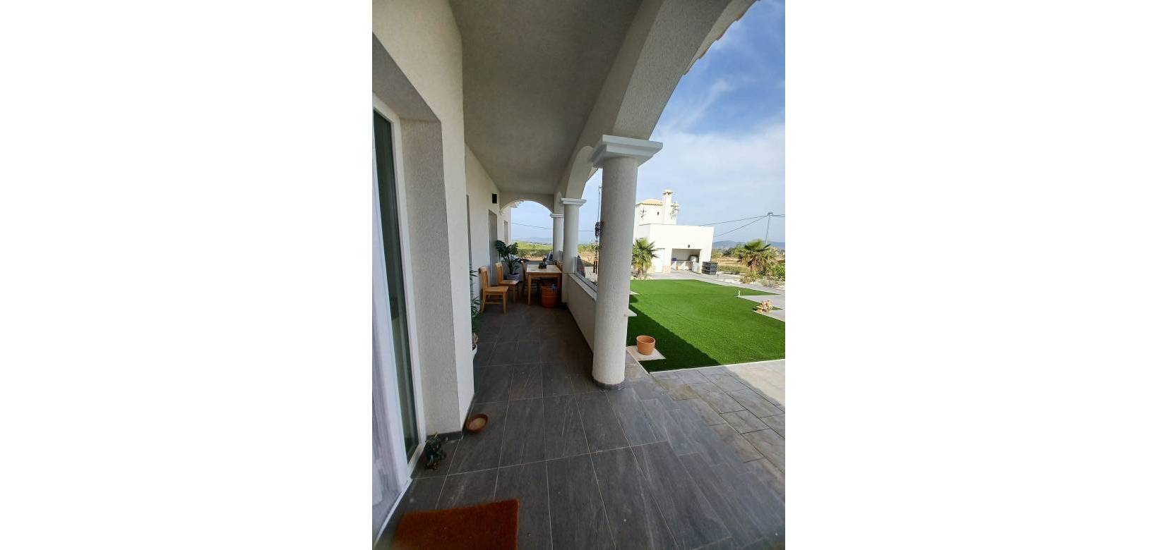 Resale - Villa - Pinoso