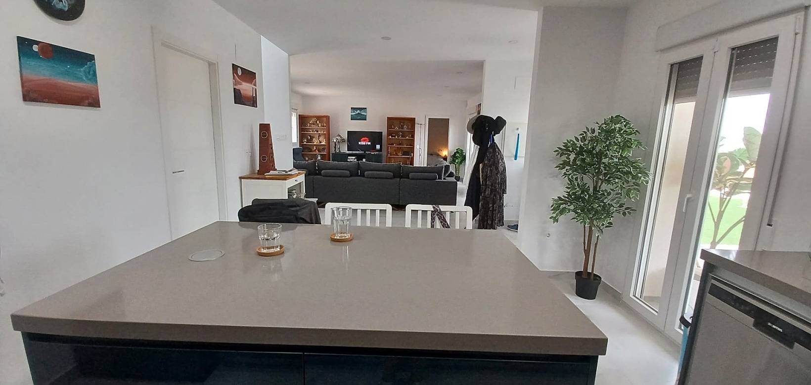 Resale - Villa - Pinoso