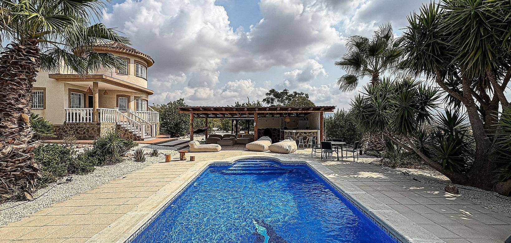 Resale - Villa - Pinoso